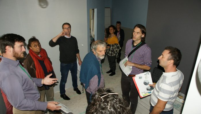 CBD2017-Visite Dole-006 Public et privé engagés : visites de rénovationsperformantes en centre urbain, à Dole (39)