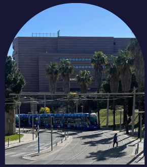 PHOTO-EN-TRAM-2 Venir au CNBD 2023 en transport en commun